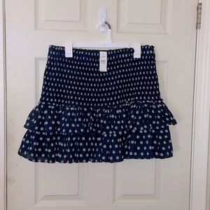 NWT Loft skirt, super cute with ruffle bottom! Stretchy top/waistband